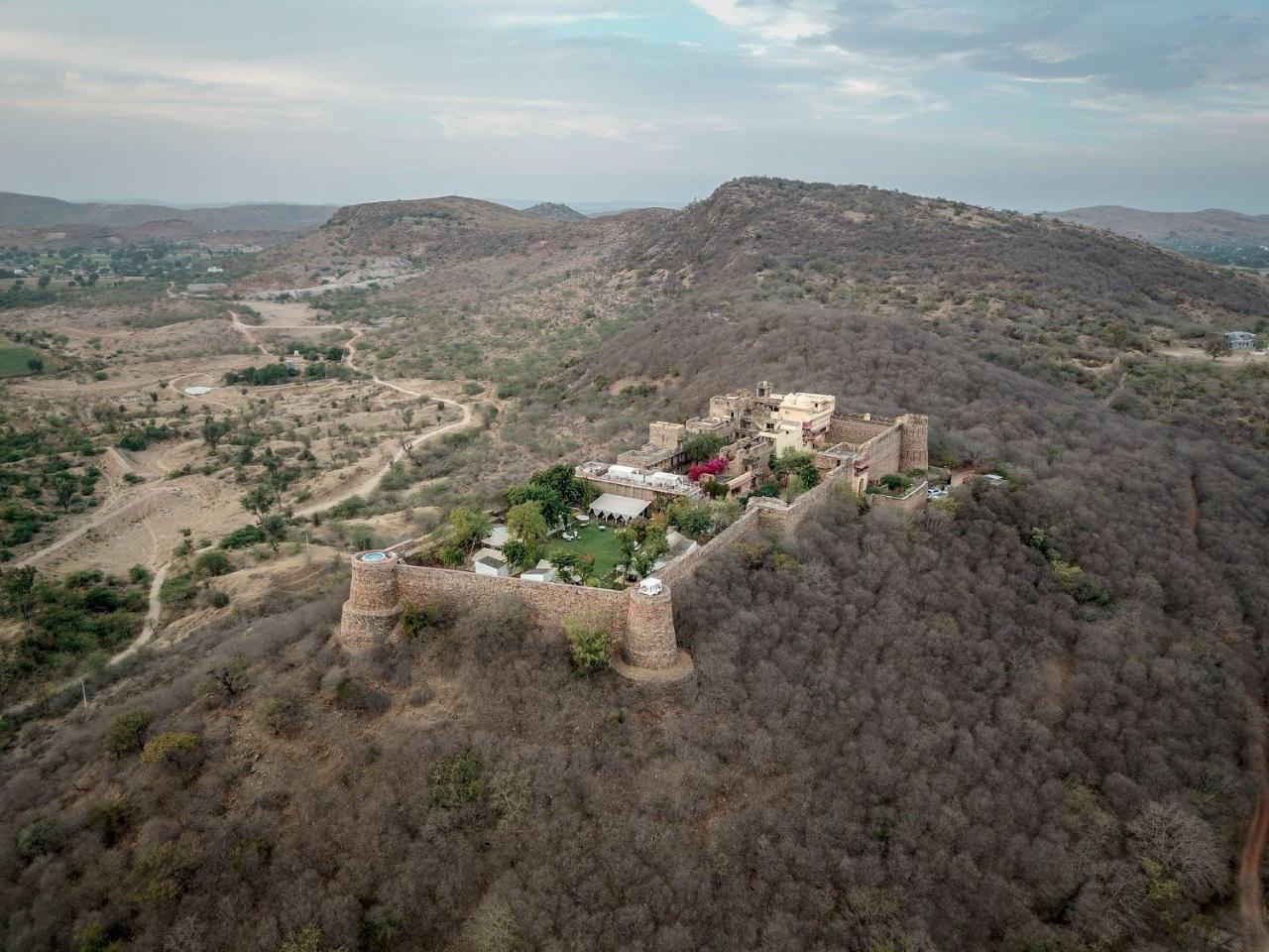 Ramathra Fort Hotel Sapotra Exterior foto